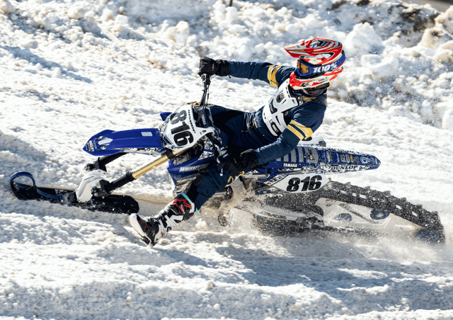 Narrow and lightweight snowbike kit